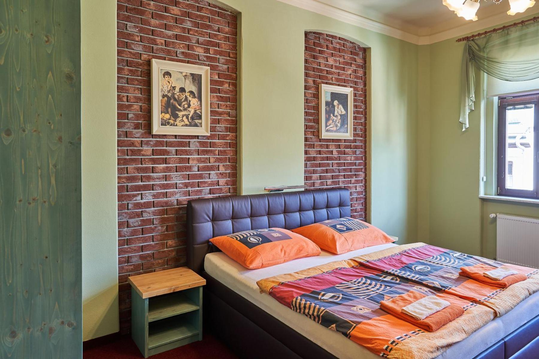 Pension Ulrika - Ubytovani Pod Hradem Локет Екстер'єр фото